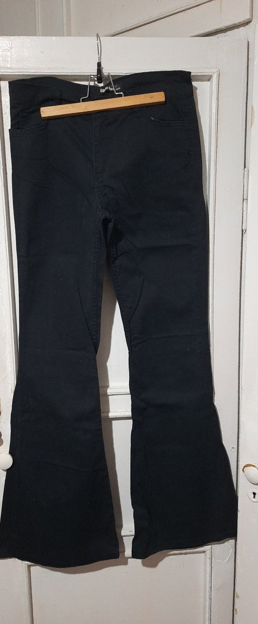 Siyah Kadın İspanyol Pantolon - Görsel 2