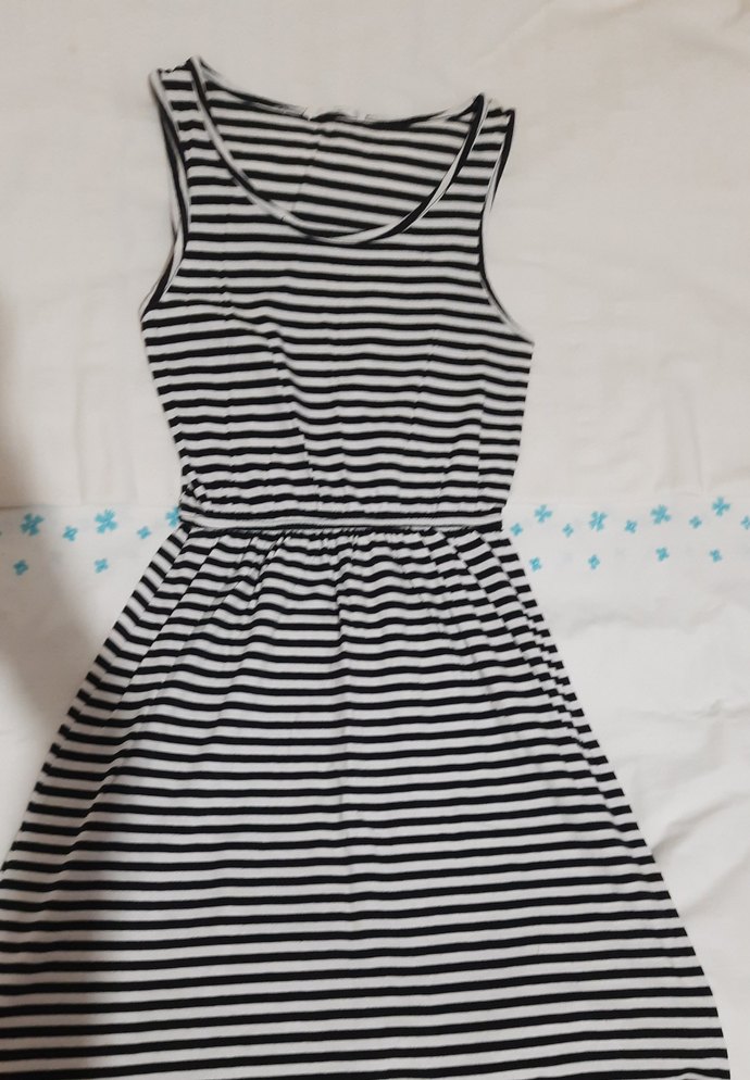 Çizgili Uzun Kolsuz Elbise - Görsel 2