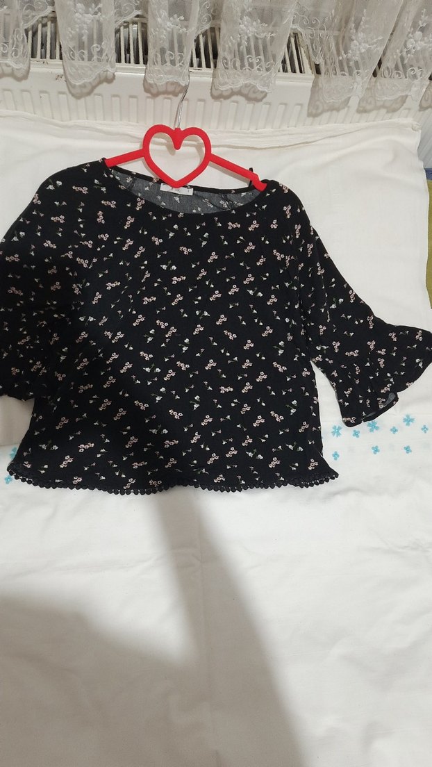 Siyah Çicekli Karpuz kol Bluz - Görsel 4