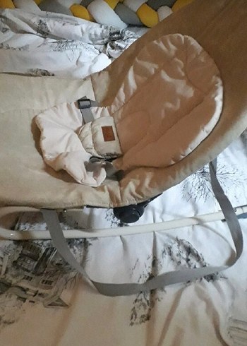 Beyaz ve Gri Bebek Taşıma Askısı - Görsel 2