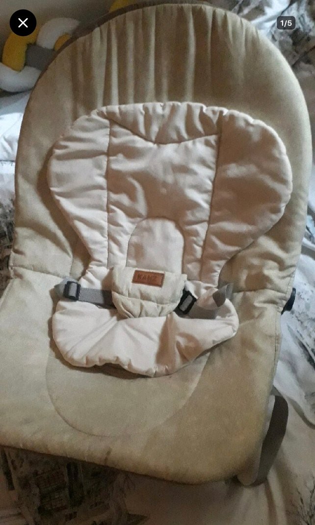 Beyaz ve Gri Bebek Taşıma Askısı - Görsel 3