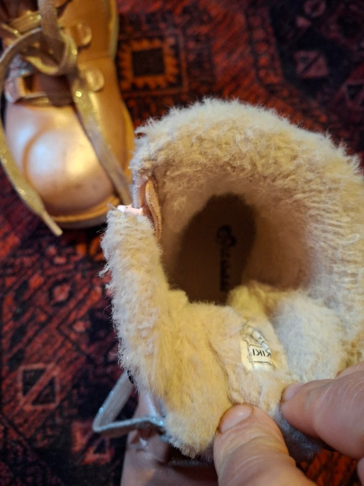 Kız Çocuk Parlak Altın Deri Botlar - Görsel 4