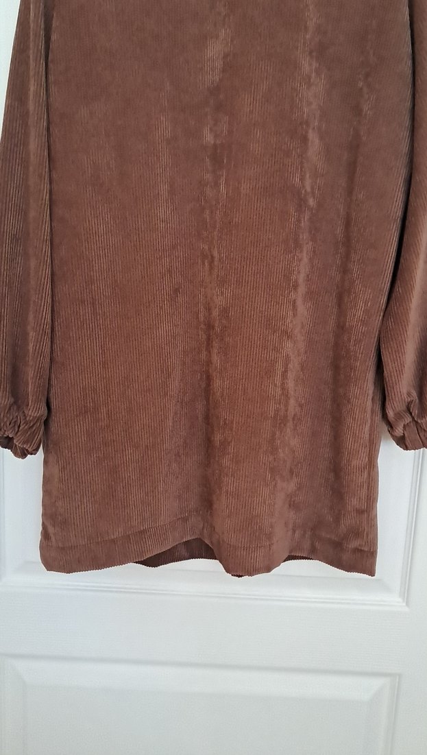 Düğmeli Kahverengi Süet Midi Gömlek - Görsel 5