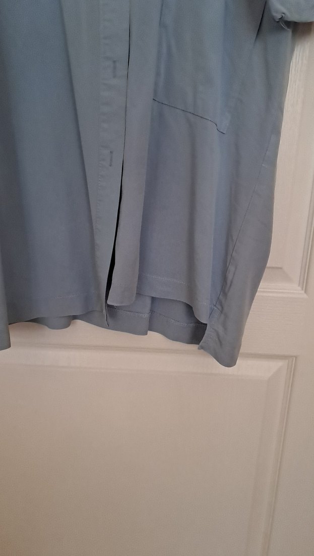 Düğmeli Mavi Tensel Kadın Gömlek - Görsel 2