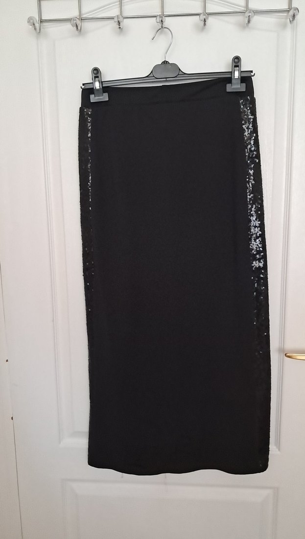 Siyah Drapeli Uzun Dar Etek - Görsel 5