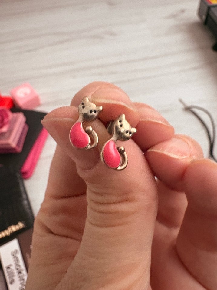 Pembe kedi figurlu Küpe - Görsel 2