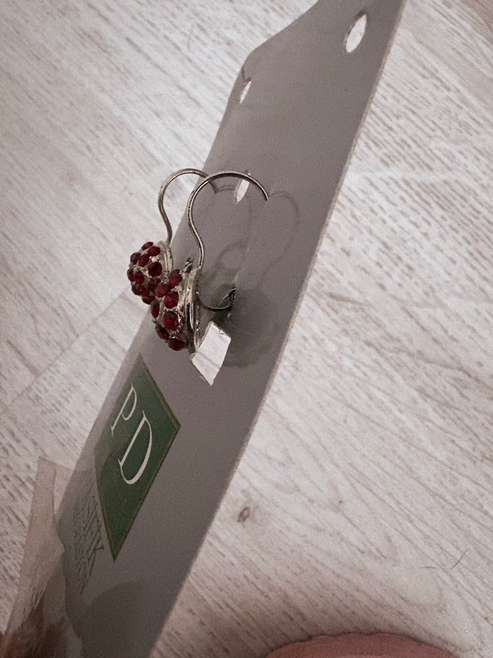 Kısa Kırmızı tasli Küpeler - Görsel 3