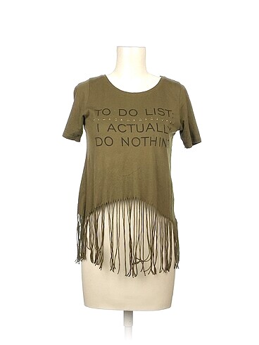 PreLoved T-shirt %70 İndirimli.