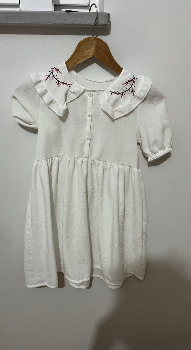 Nakışlı Keten Kız Elbise - Görsel 5