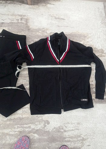 Siyah Fermuarlı Kadın Eşofman Takımı - Görsel 2