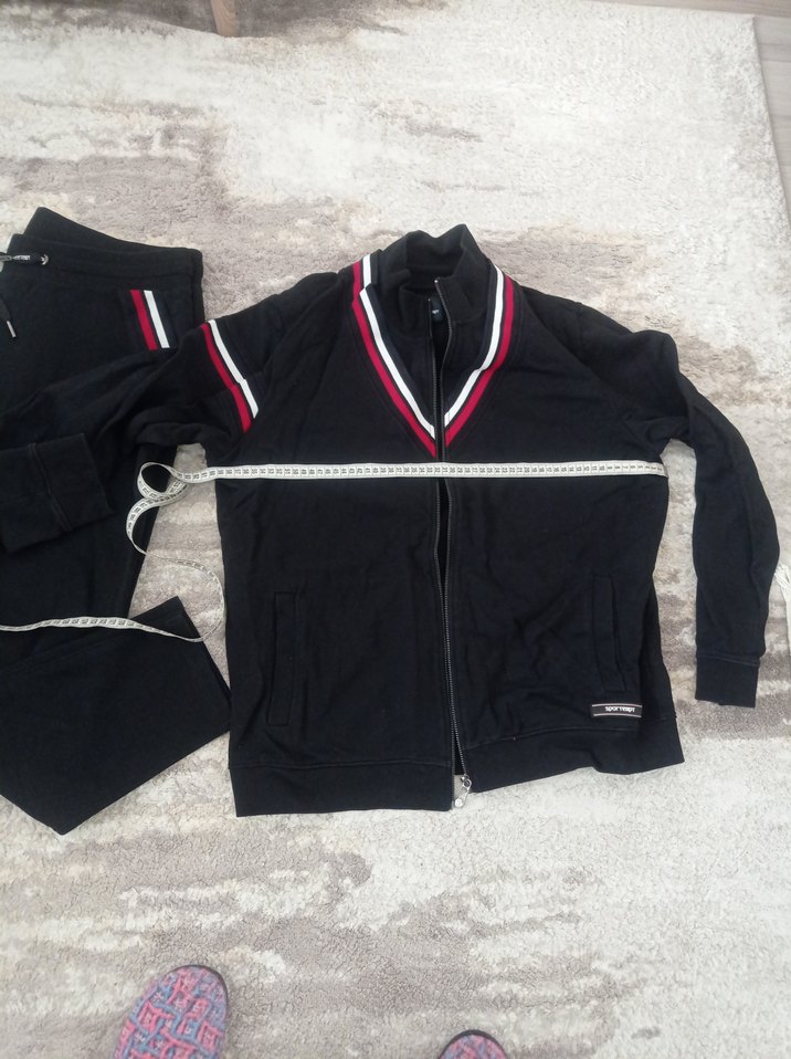 Siyah Fermuarlı Kadın Eşofman Takımı - Görsel 2