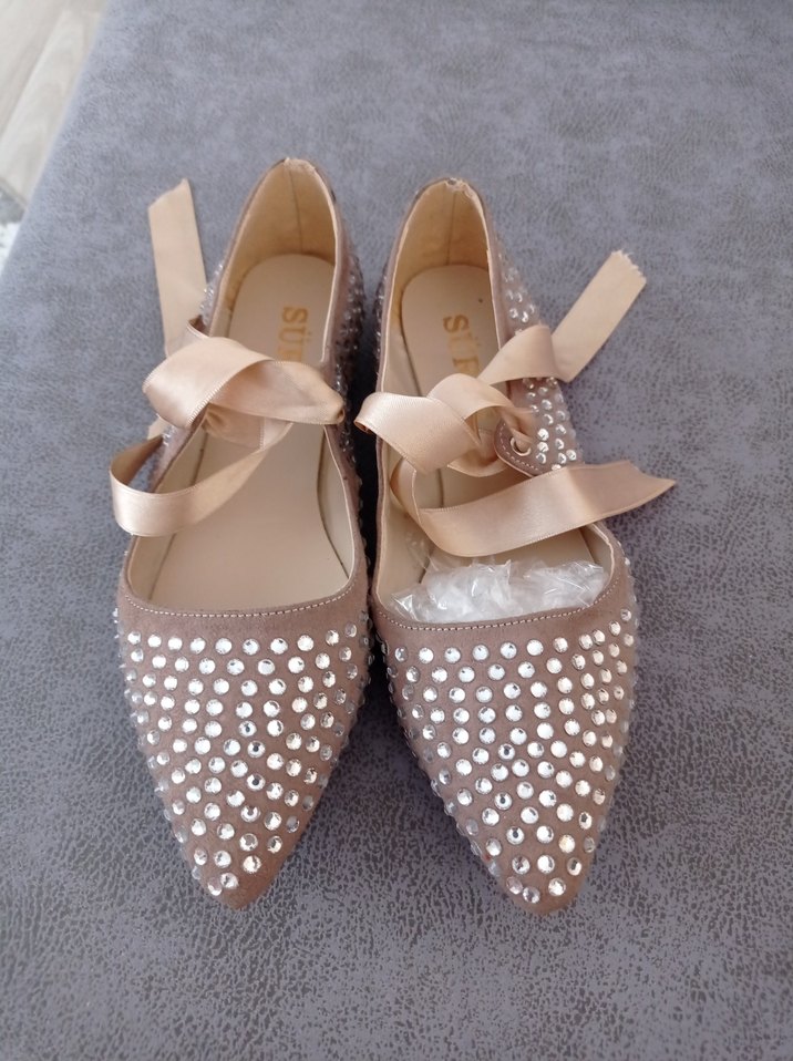 Bej Payetli Bağcıklı Babet - Görsel 2