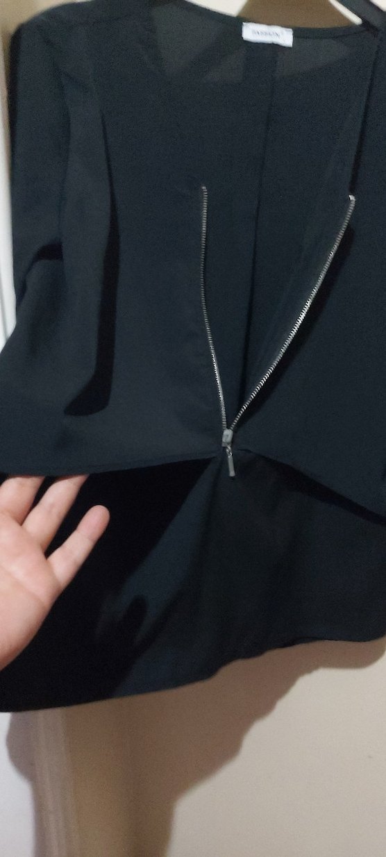 Siyah gömlek - Görsel 2