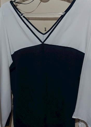 Kadın V Yakalı Kollu Drapeli Bluz gömlek - Görsel 2