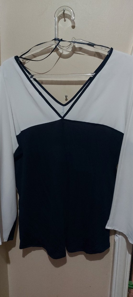 Kadın V Yakalı Kollu Drapeli Bluz gömlek - Görsel 2