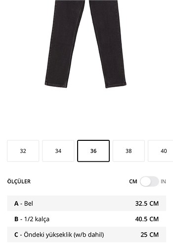 Stradivarius Stradivarius 1465 mom fit jean (petite boy)