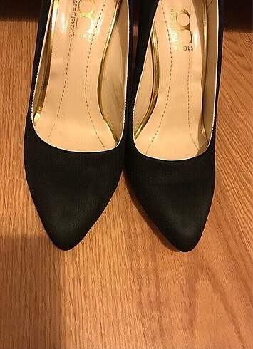 36 Beden siyah süet stiletto