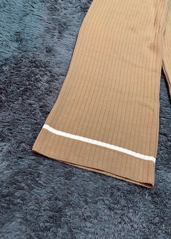 Bej V Yakalı Triko Kadın ikili takım - Görsel 3