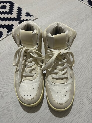 Bershka bej-beyaz sneaker