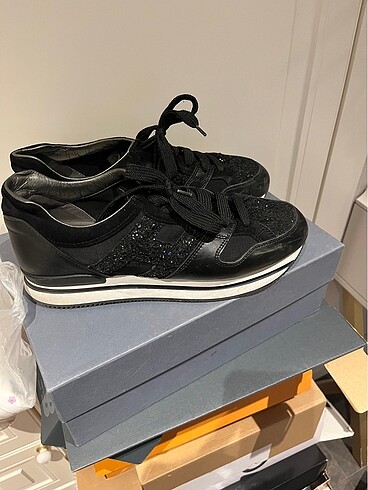 39,5 Beden Hogan sneakers