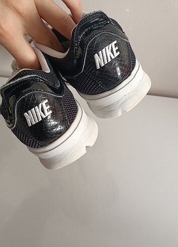 Nike orijinal spor ayakkabı 