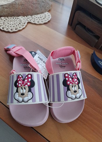 Kız Çocuk Pembe Minnie Mouse Terlik