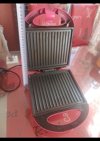 Pastel Pembe Tost ve Sandviç Makinesi - Görsel 6