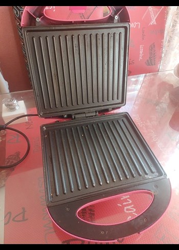 Pastel Pembe Tost ve Sandviç Makinesi - Görsel 4