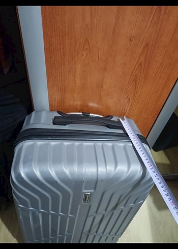 Gri Erkek Valiz, Tokalı, Minimalist Tasarım - Görsel 5