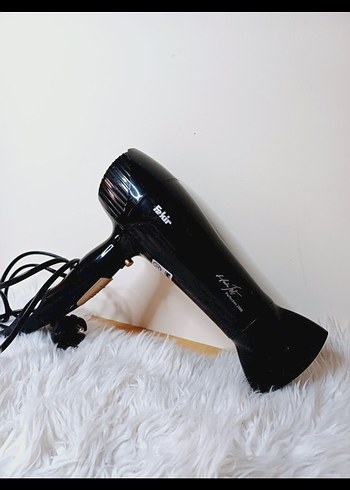 Siyah Saç Kurutma Makinesi - Görsel 2