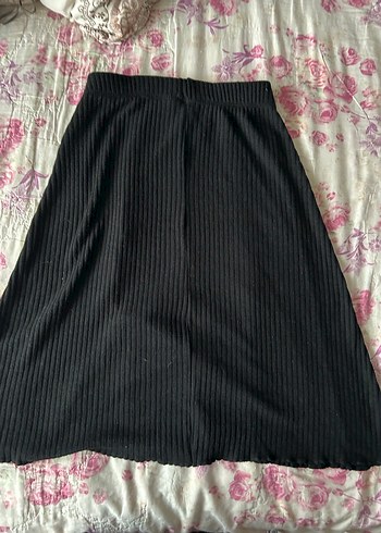 Piliseli Siyah Uzun yırtmaçlı etek - Görsel 2