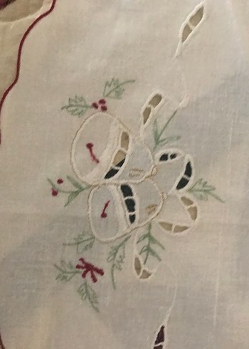 İşlemeli Örtü - Görsel 5