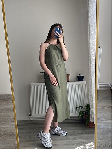 Askılı uzun haki keten elbise
