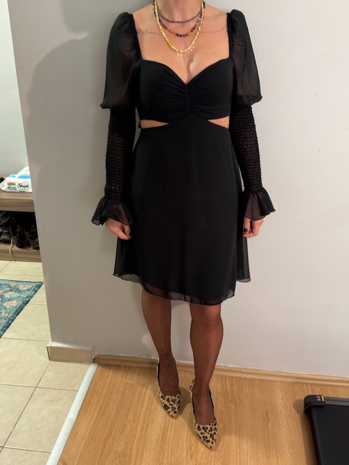 Siyah Elbise - Görsel 2