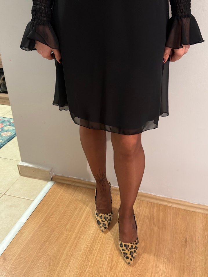 Siyah Elbise - Görsel 5