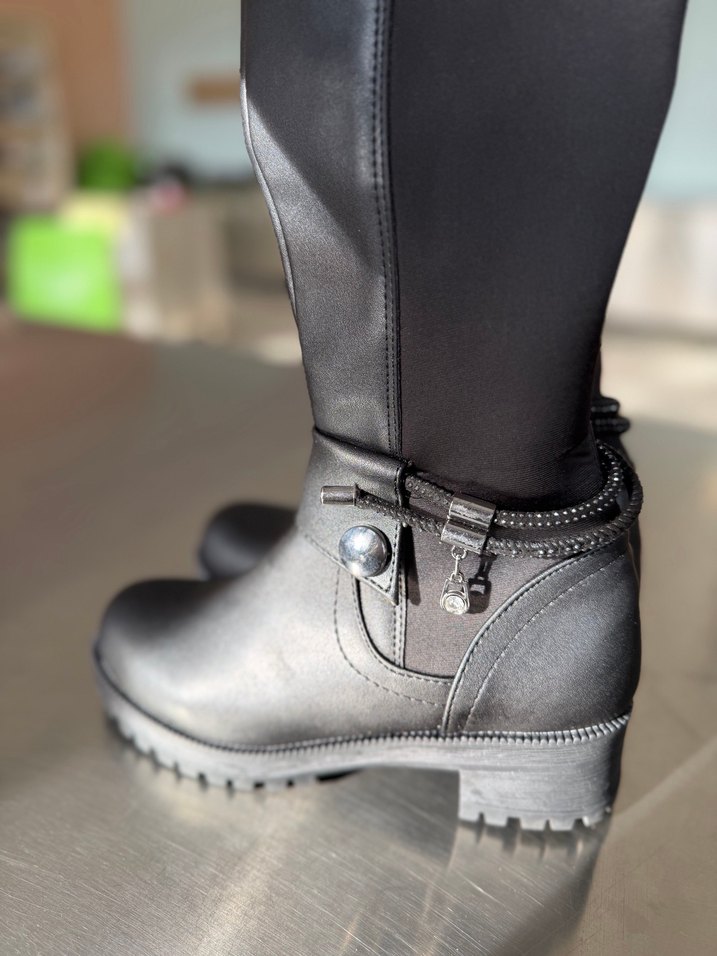 Uzun Bot Çizme - Görsel 4