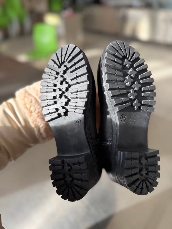 Uzun Bot Çizme - Görsel 5