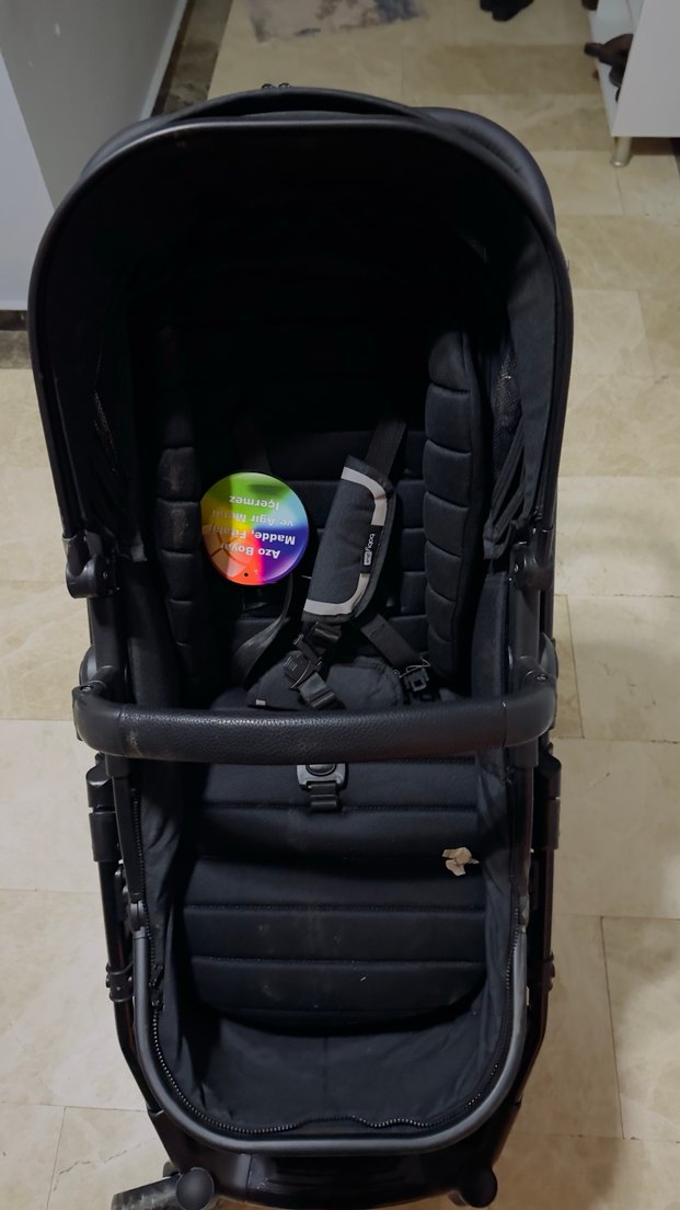 Siyah Bebek Arabası - Görsel 3