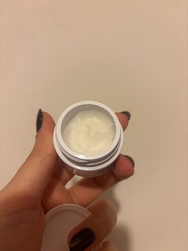  Beden Renk Kiehl?s temizleme jeli ve maske