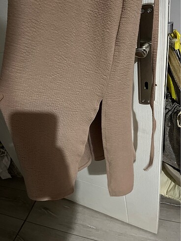 LC Waikiki elbise kahverengi yırtmaçlı