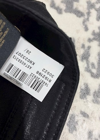 Kadın SiyahMini Şort - Görsel 3