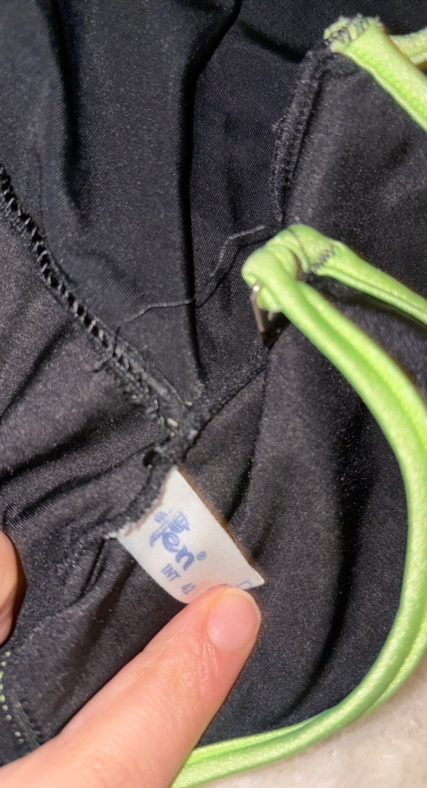 Siyah Spor Tarzı Kadın Mayo - Görsel 2