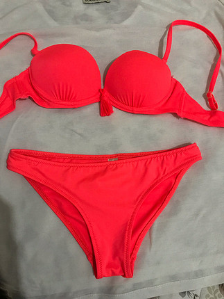 34 Beden Bikini yavru agzı