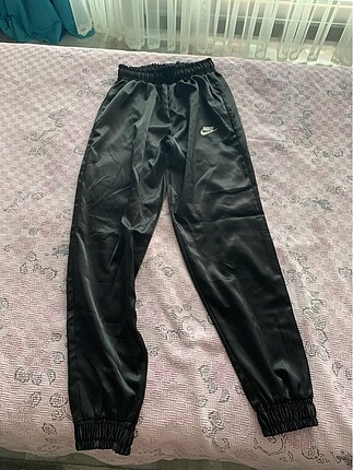 Saten Nike eşofman