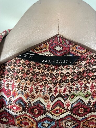 Zara Çok Renkli Etnik Desenli Gömlek