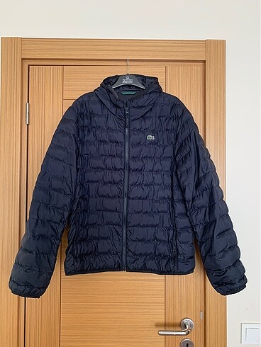 Lacoste mont