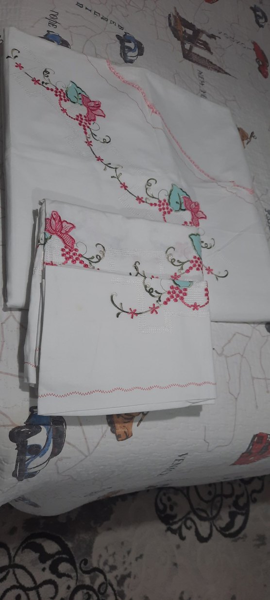 Nakışlı Beyaz gobekli nevresim takımı - Görsel 3