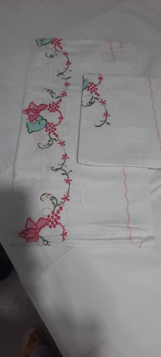 Nakışlı Beyaz gobekli nevresim takımı - Görsel 2