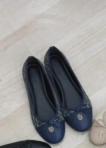 Lacivert Dolgu Topuklu Yılan Desenli Kadın Babet