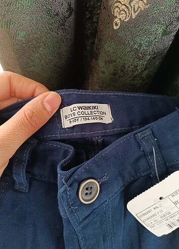 9 Yaş Beden LC Waikiki çocuk pantolon 
